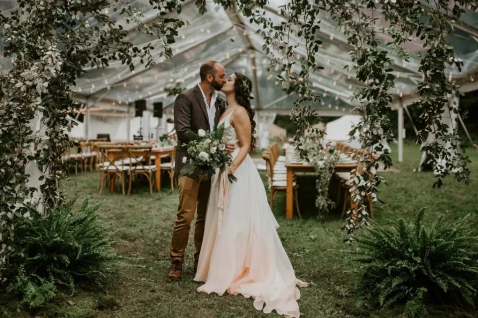 Backyard Wedding Ideas