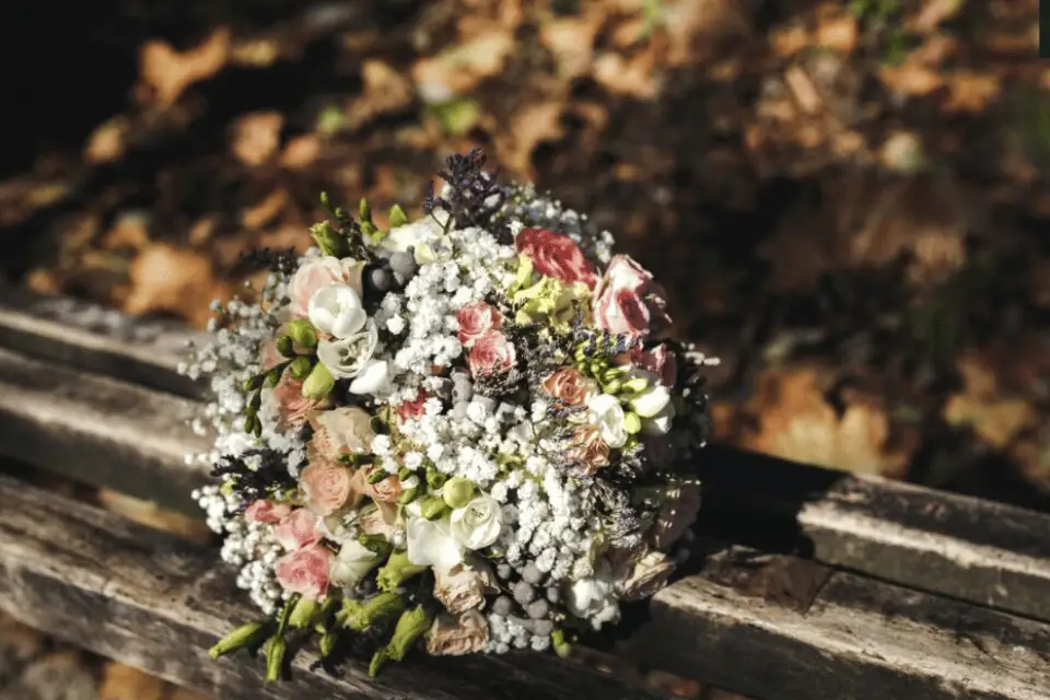 Winter Wedding Bouquets