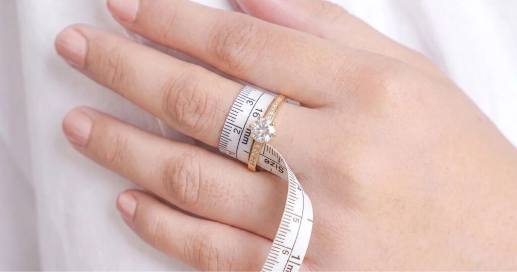 How to measure ring size at home